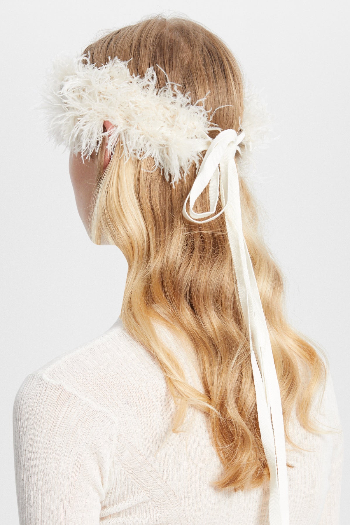 Feathered Knit Headband with Crochet Roses – Ann Demeulemeester