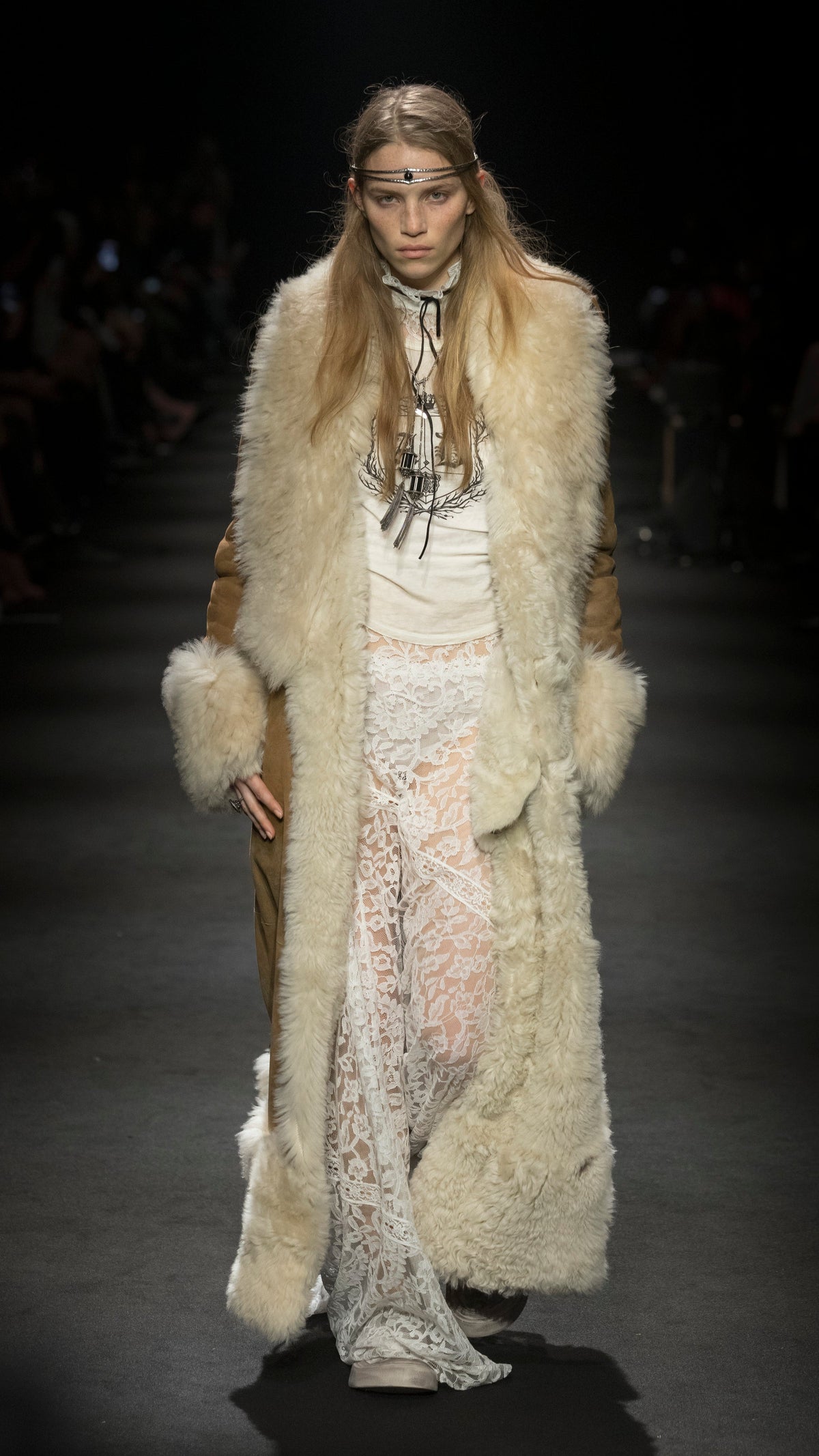Autumn / Winter 26 look 26