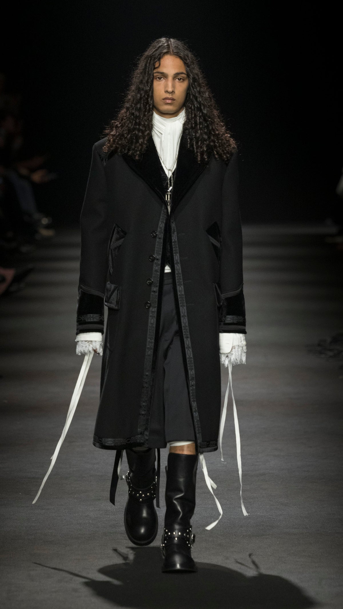 Autumn / Winter 26 look 34