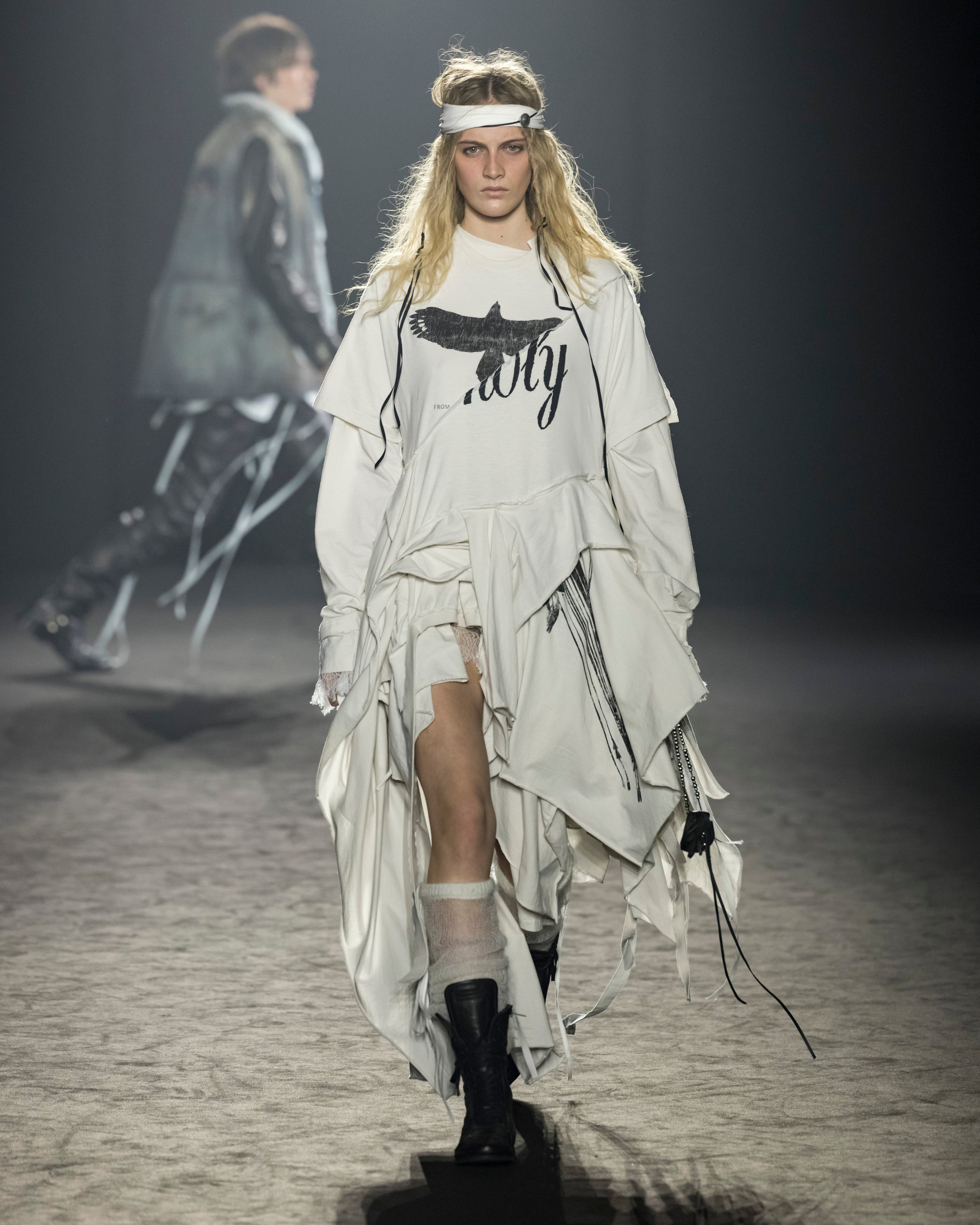 Autumn / Winter 25 Look 24