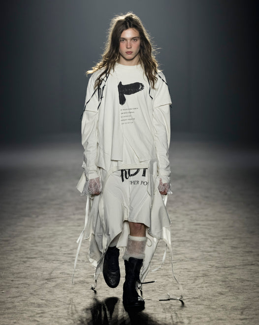 Autumn / Winter 25 Look 27