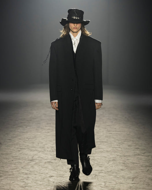 Autumn / Winter 25 Look 34