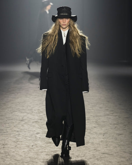 Autumn / Winter 25 Look 36