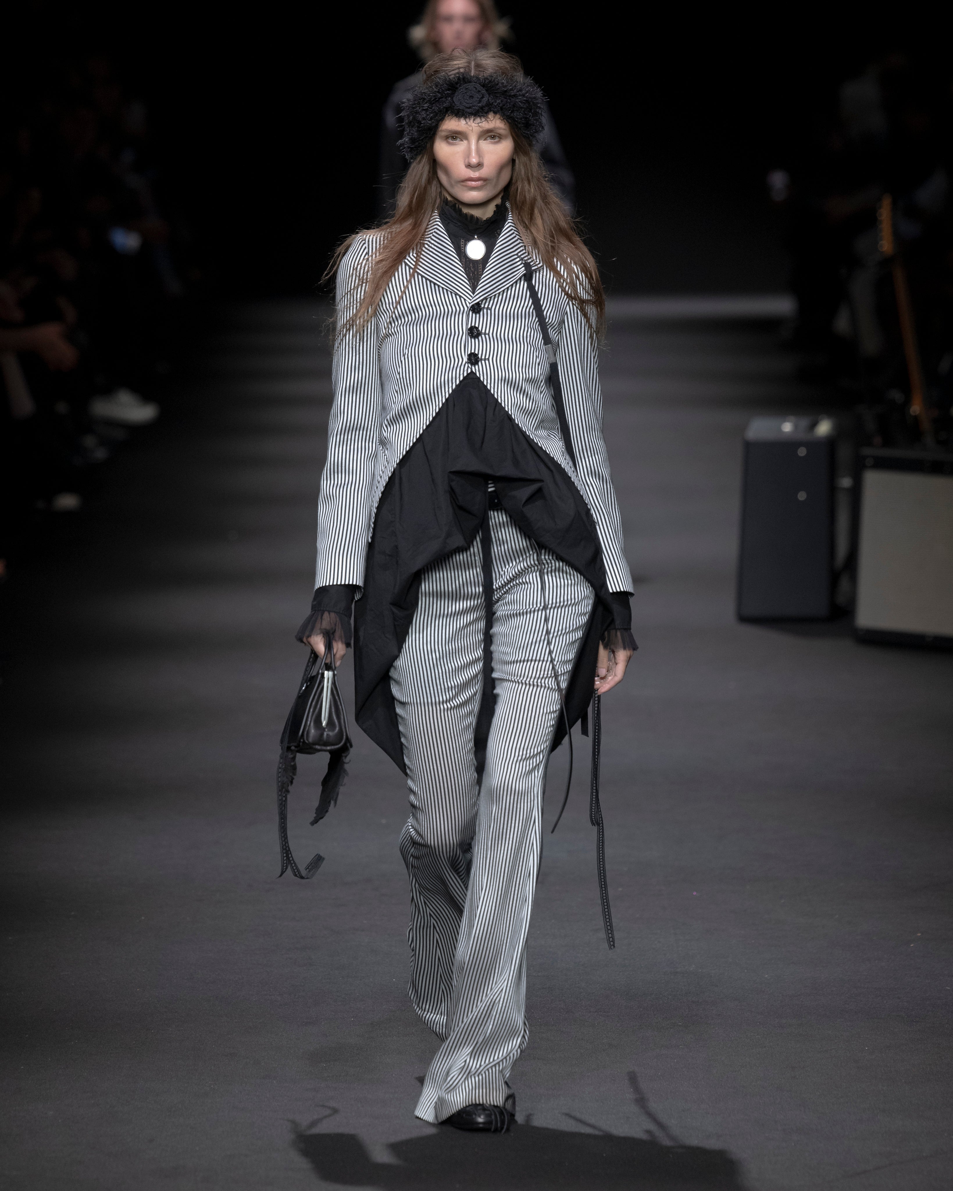 Spring / Summer 26 – Ann Demeulemeester