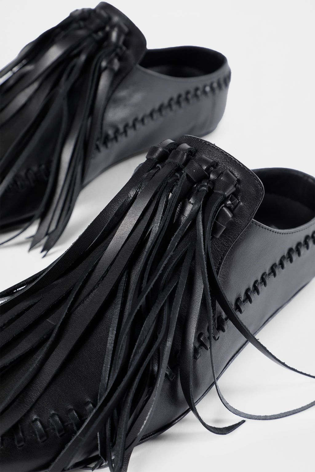 Hadle Soft Fringe Loafers