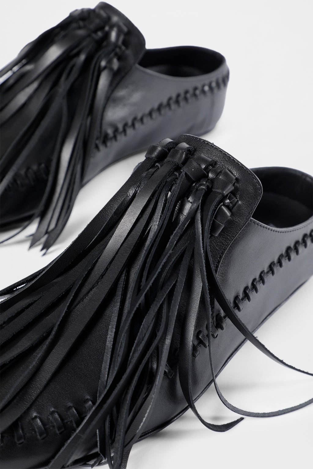 Hadle Soft Fringe Loafers