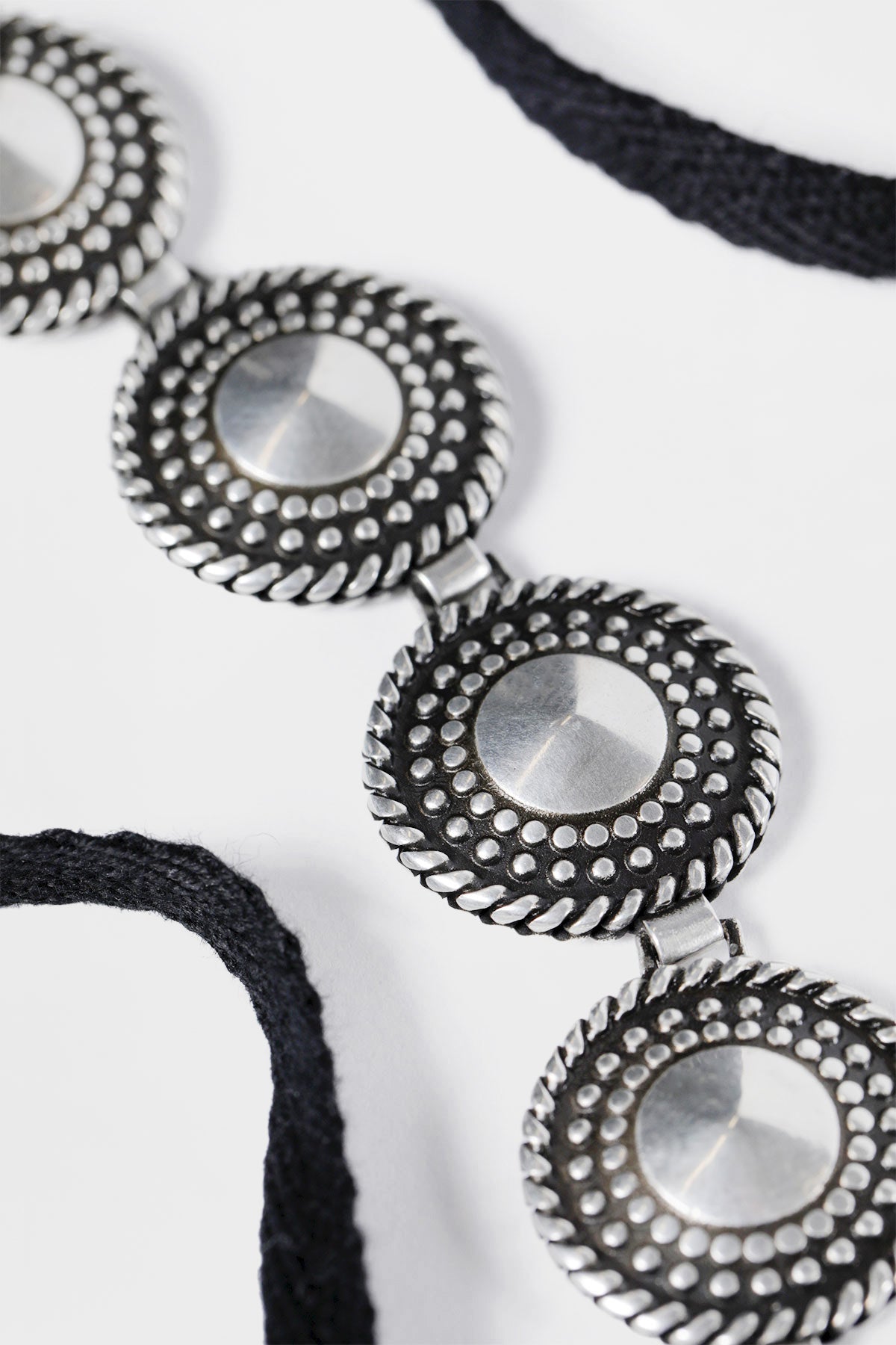 女性用ブレスレット – Ann Demeulemeester