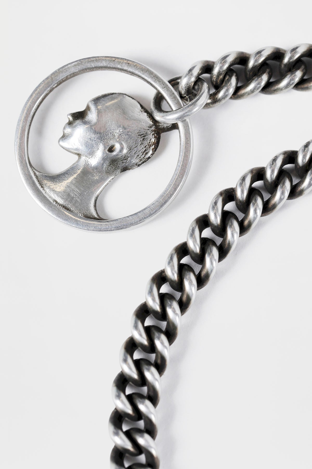 女性用ブレスレット – Ann Demeulemeester