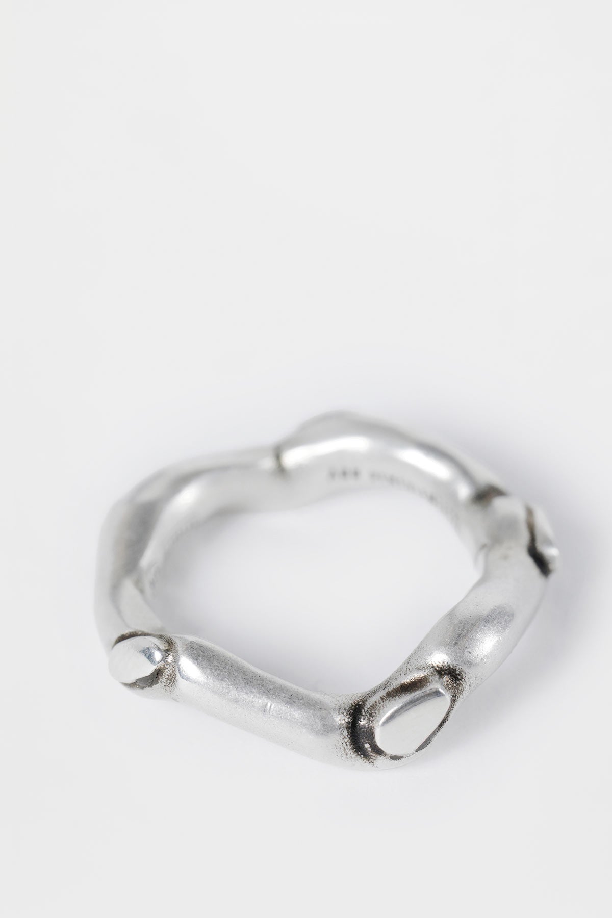 Emi Futuristic Thorn Ring