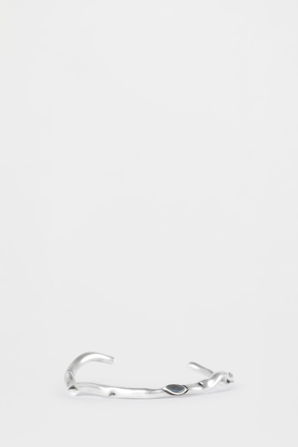 Alke Futuristic Thorn Bracelet