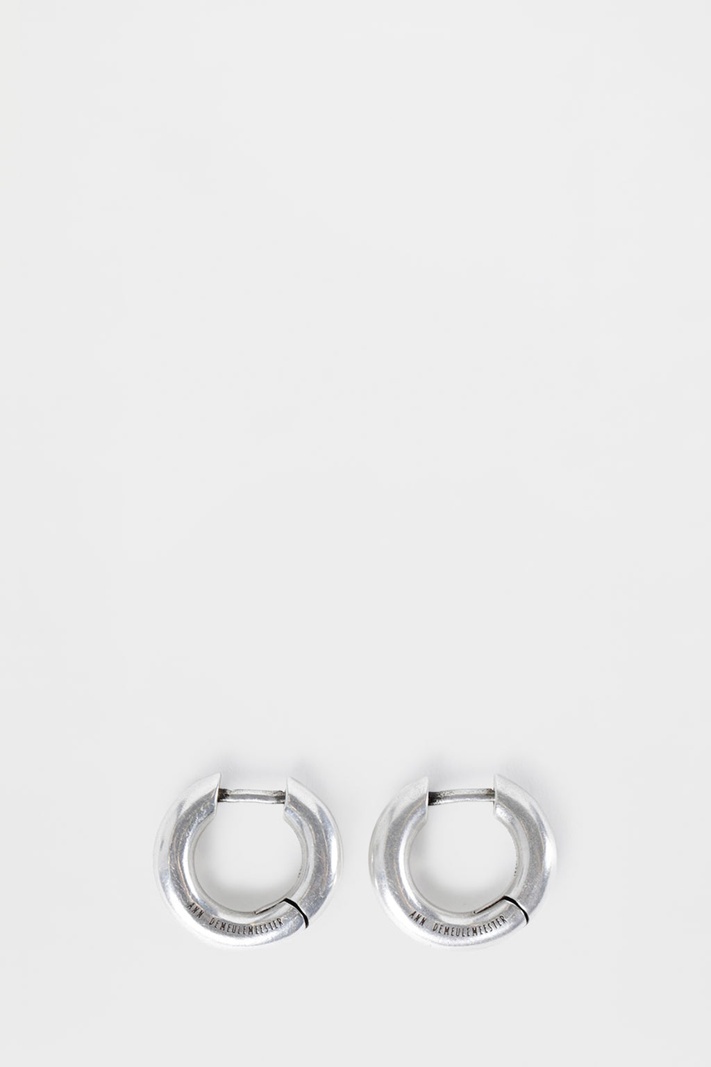 Mariela Loop Earrings