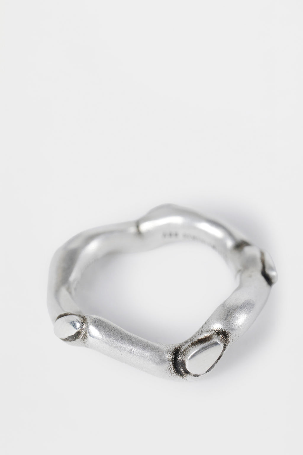 Emi Futuristic Thorn Ring