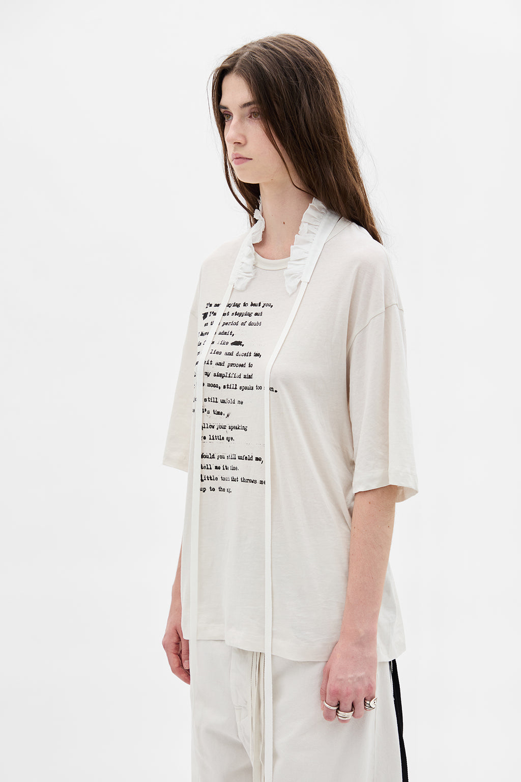Agapi Printed High Comfort T-Shirt with Detachable Collar