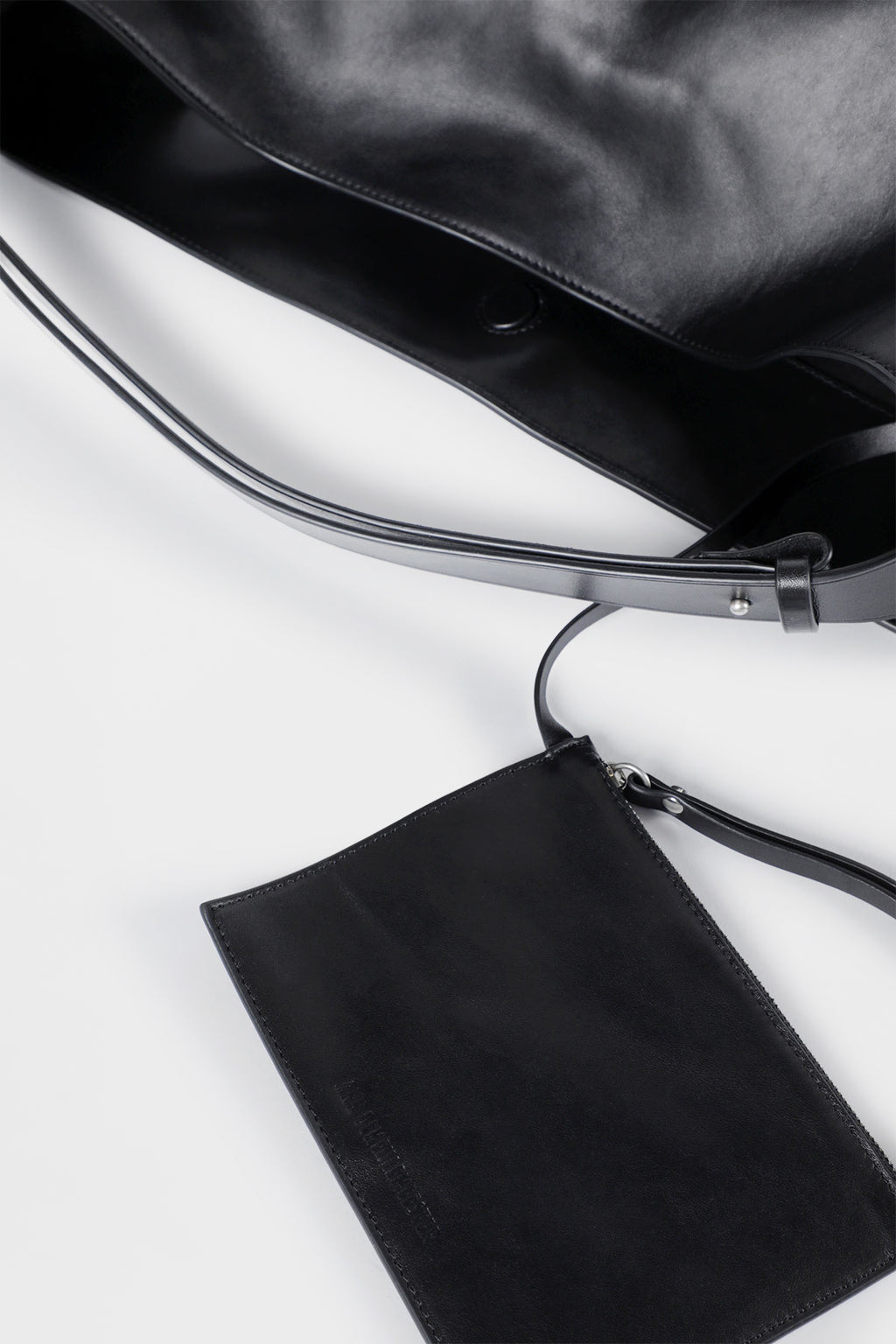 Via Belt Tote Bag Medium