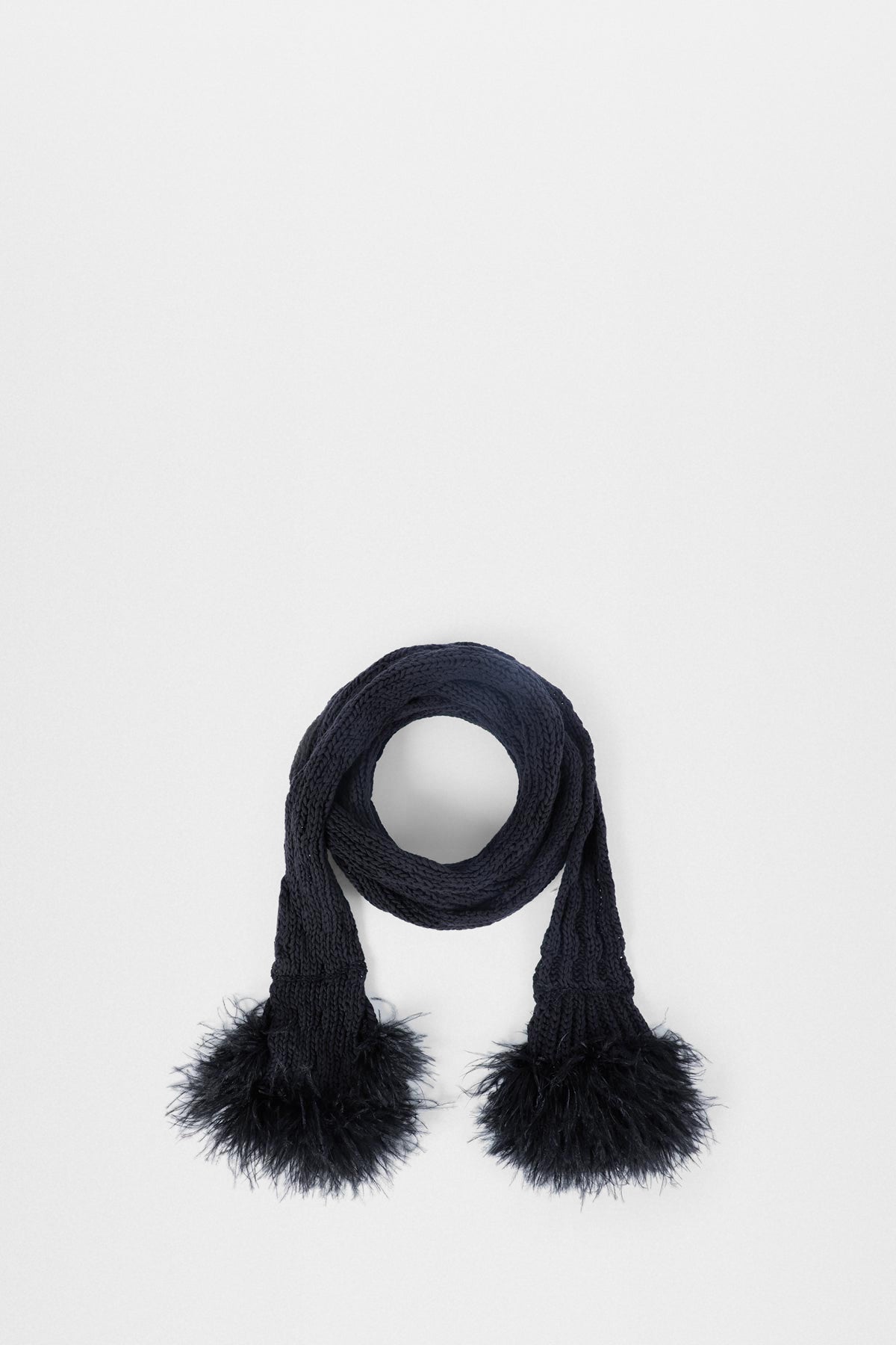 Woman Scarves – Ann Demeulemeester
