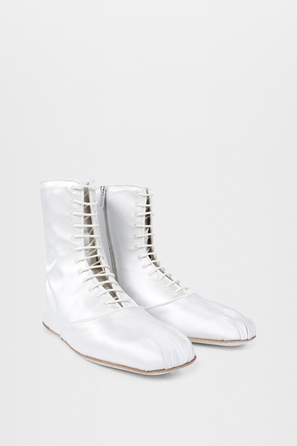 أحذية الكاحل المربعة من مونيل 