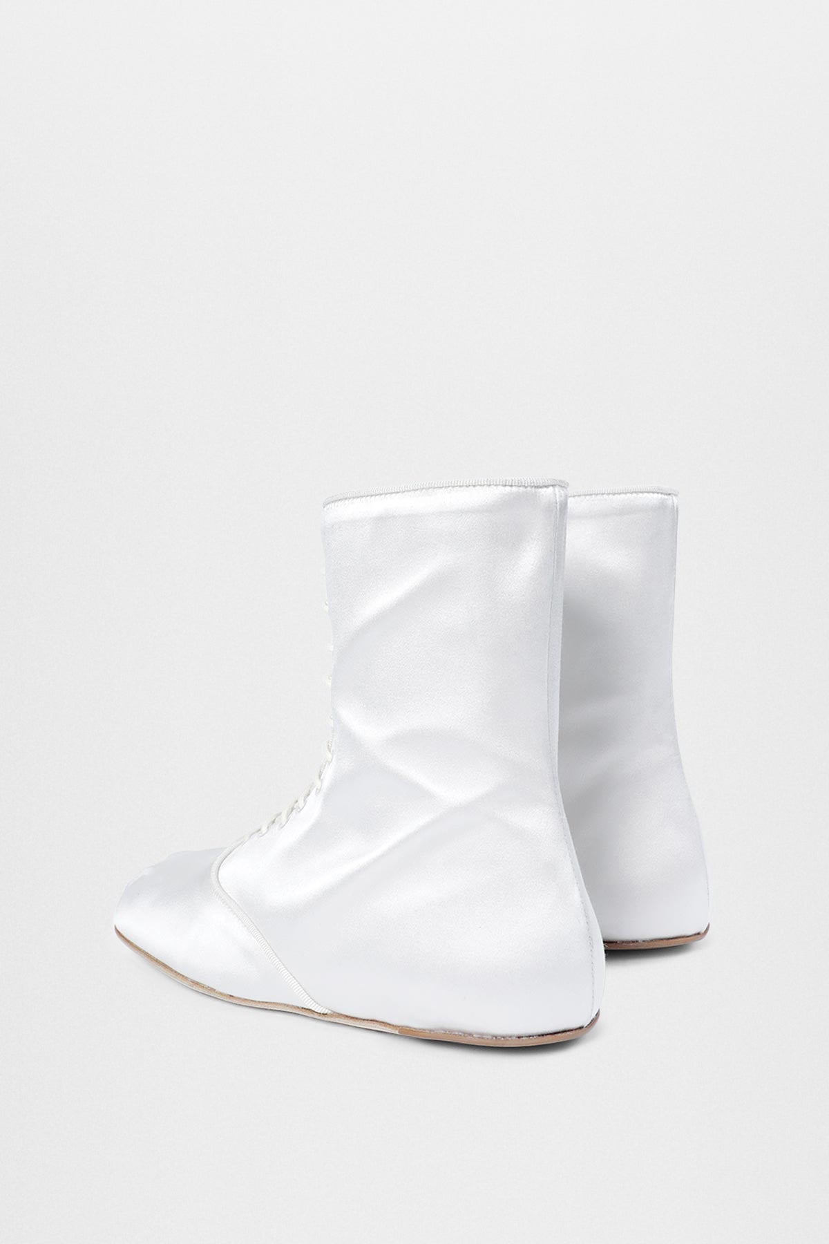 أحذية الكاحل المربعة من مونيل 