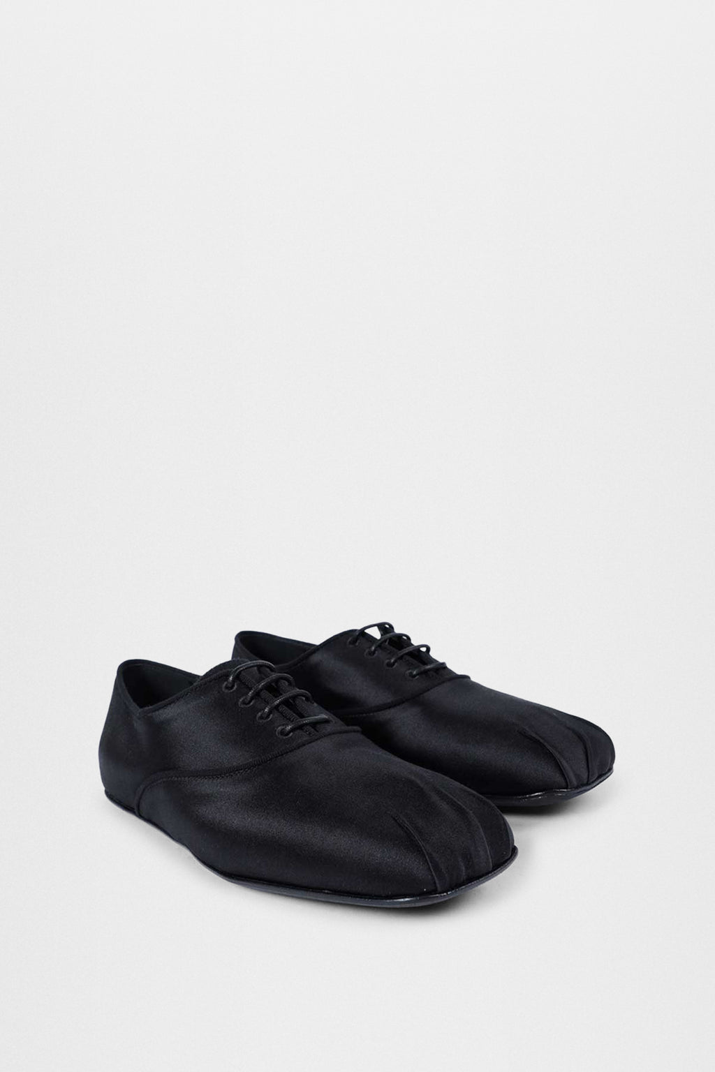 Tavis Squared Oxford Shoes