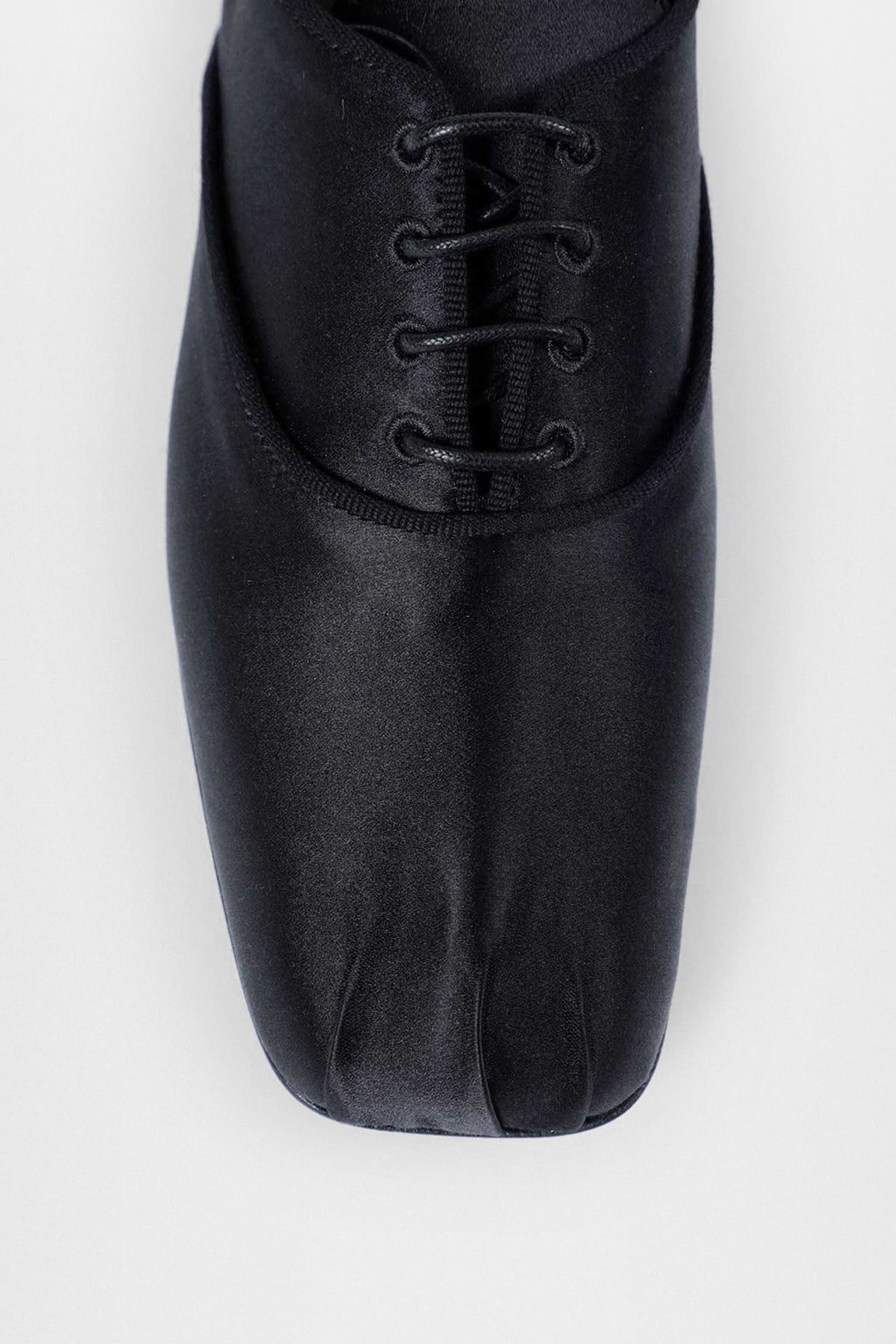 Tavis Squared Oxford Shoes