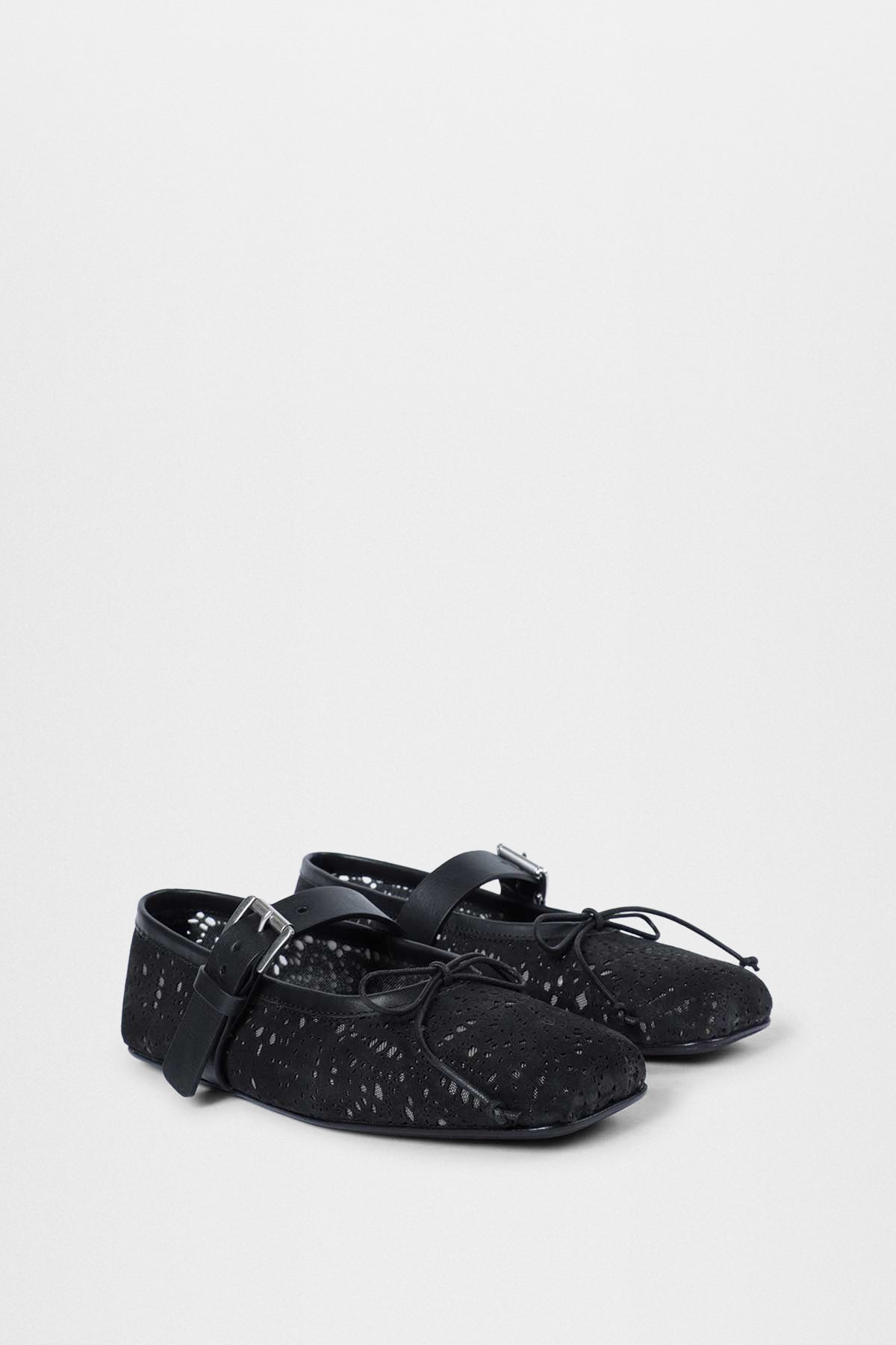 Zoey Ballerinas with Belt