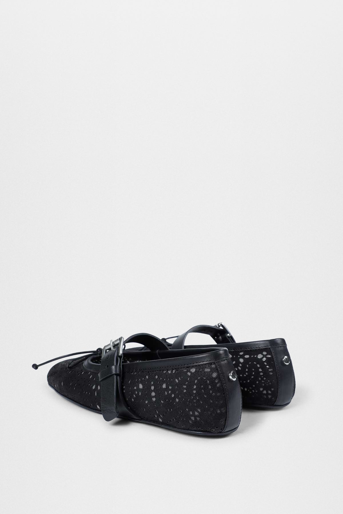 Zoey Ballerinas with Belt