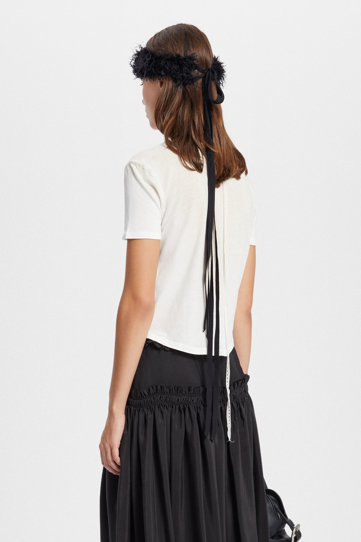 Feathered Knit Headband with Crochet Roses – Ann Demeulemeester