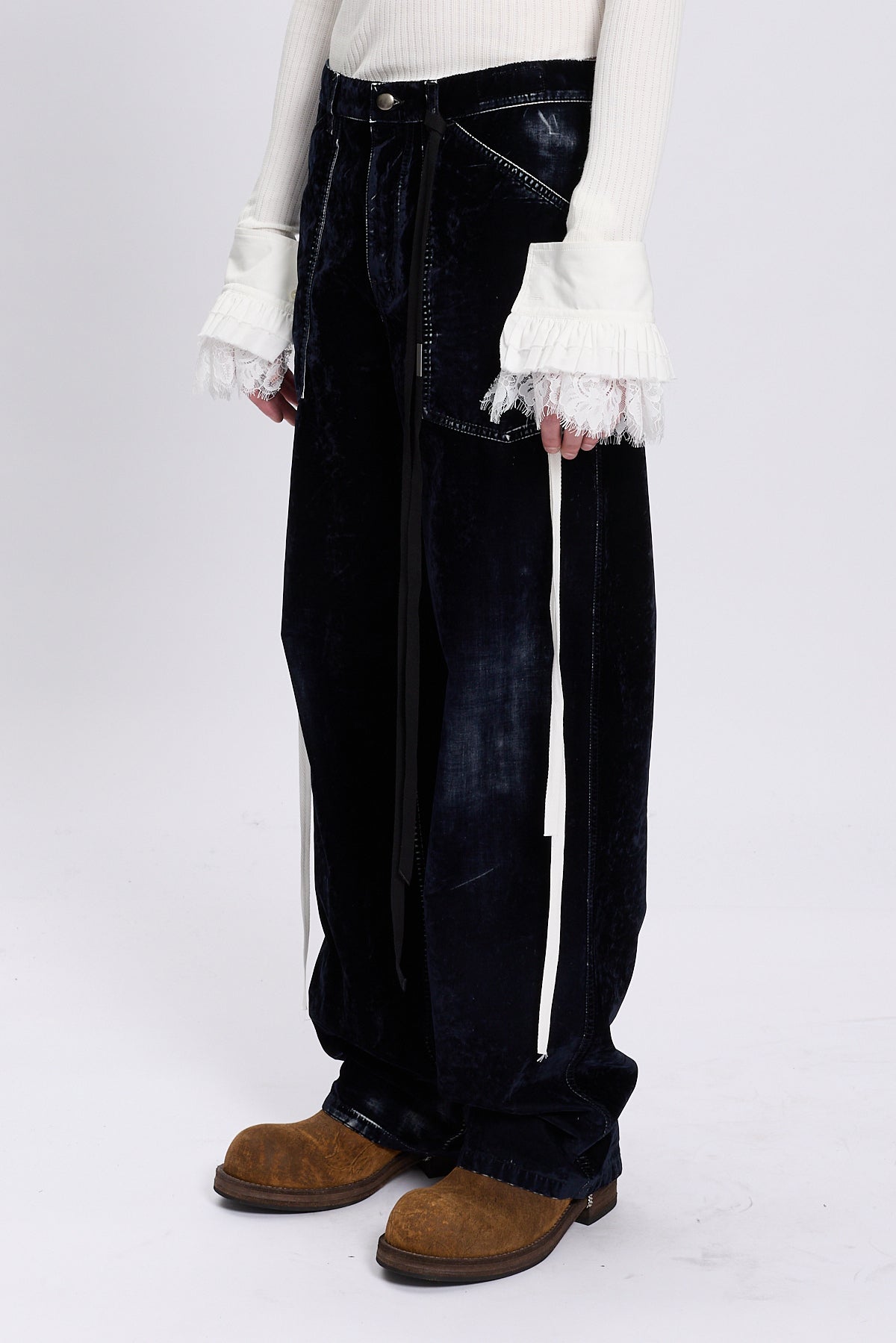 Vestar Lace Ruffled Cuffs