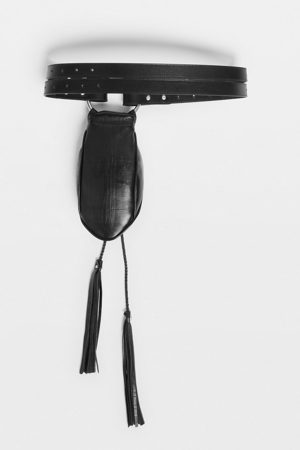 Le Kenan Pouch avec des pompons 