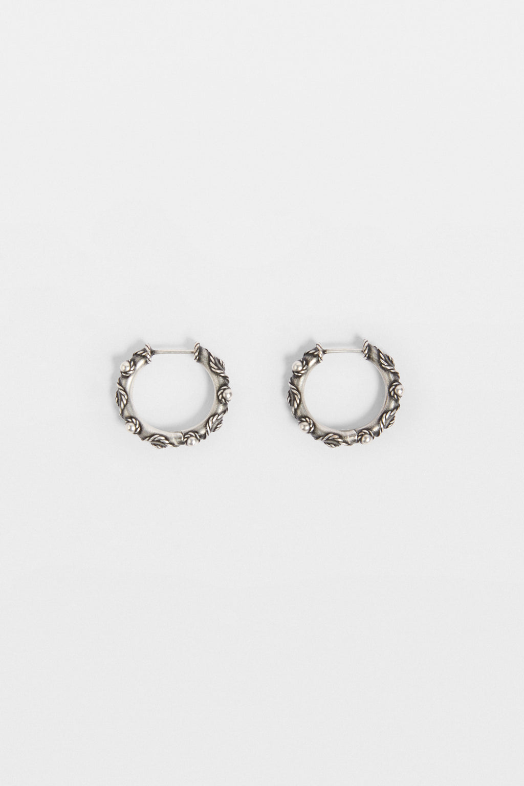 Lone Grained Hoop Earrings