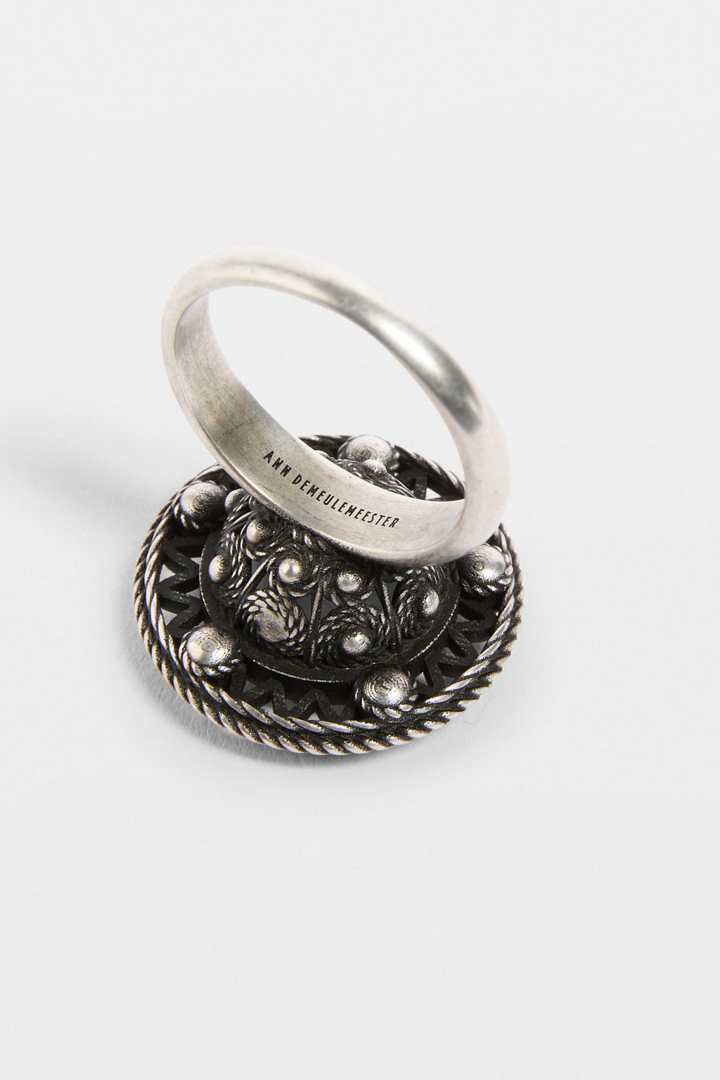 Bague cabochon en orme grainé 