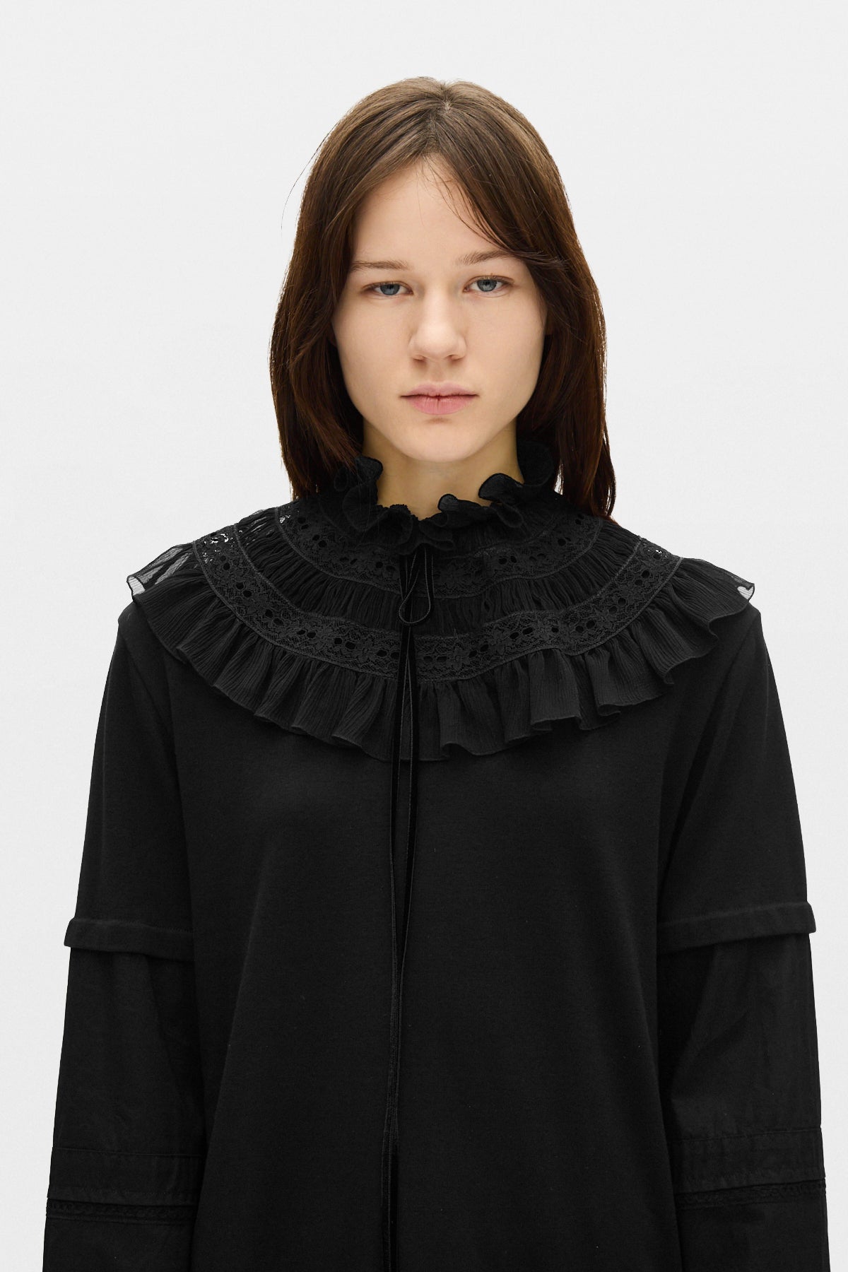 Tove Ruffle Colletti 