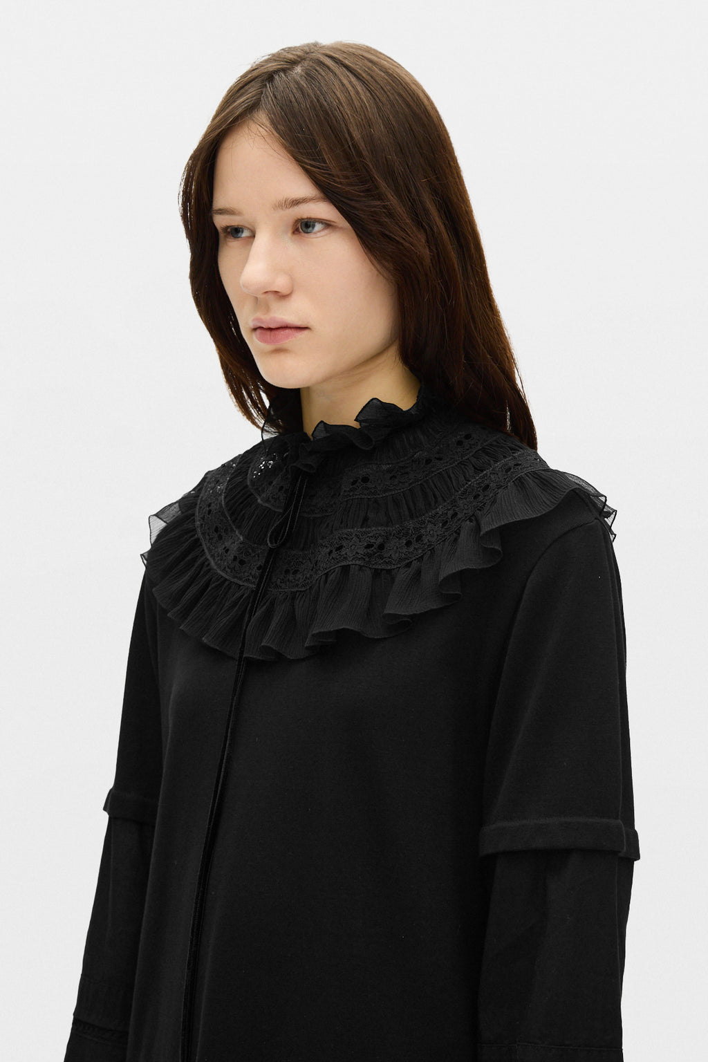 Tove Ruffle Colletti 