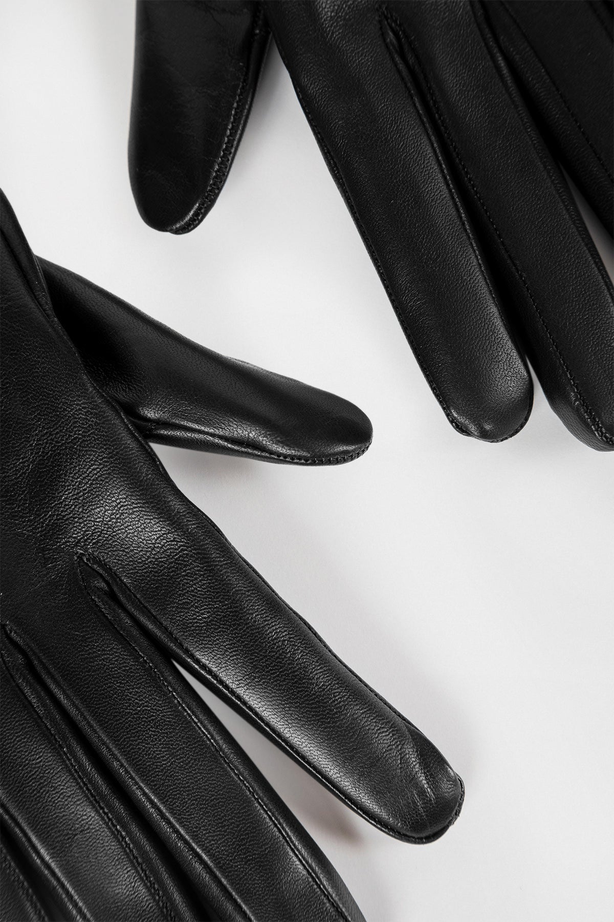 Inke bestickte Handschuhe – Ann Demeulemeester