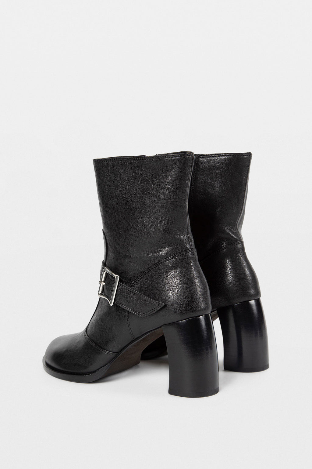 Bottes à talons Klarissa avec ceinture 