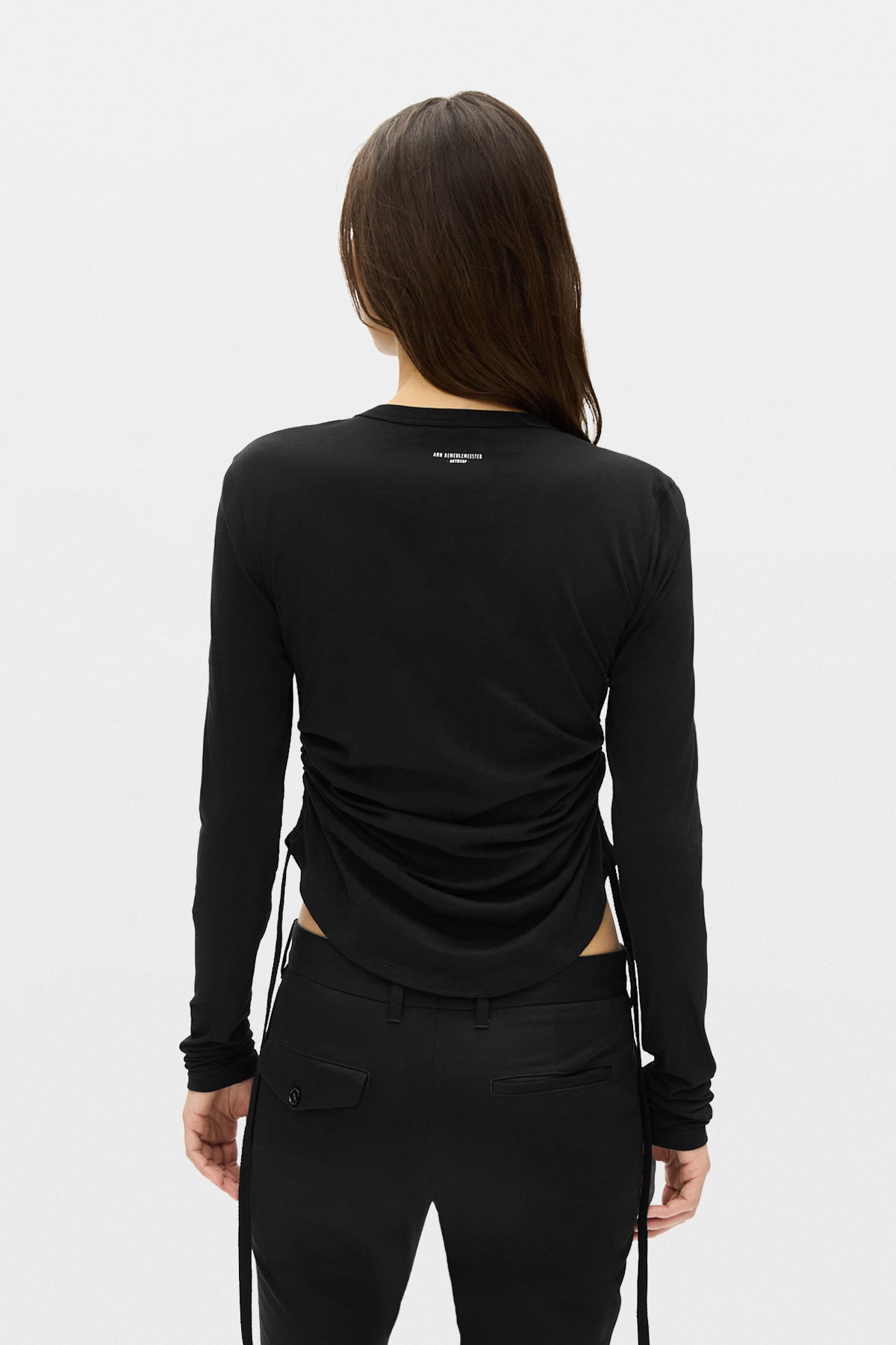 ドットしわ加工クロップド長袖トップス – Ann Demeulemeester