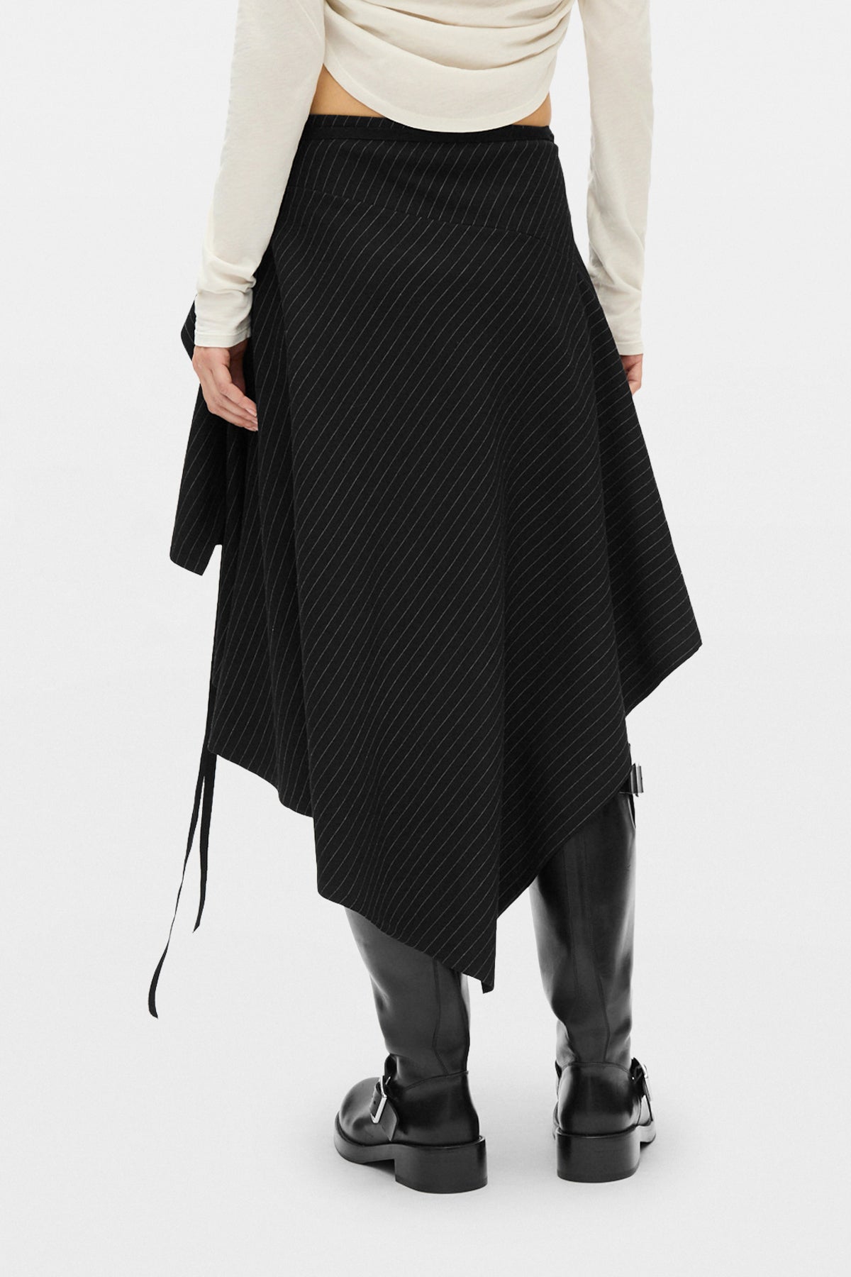 女性用レディ・トゥ・ウェア – Ann Demeulemeester