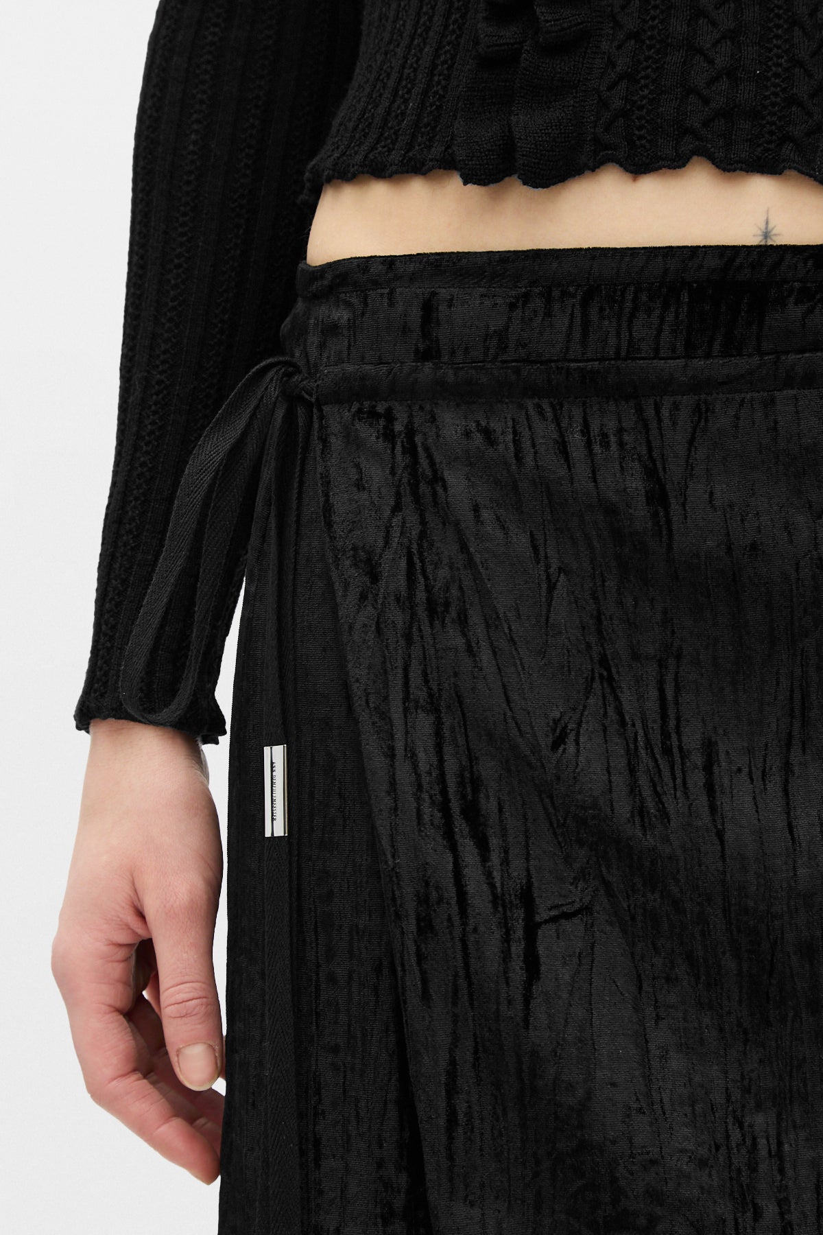ジョリエンミニラップスカート – Ann Demeulemeester
