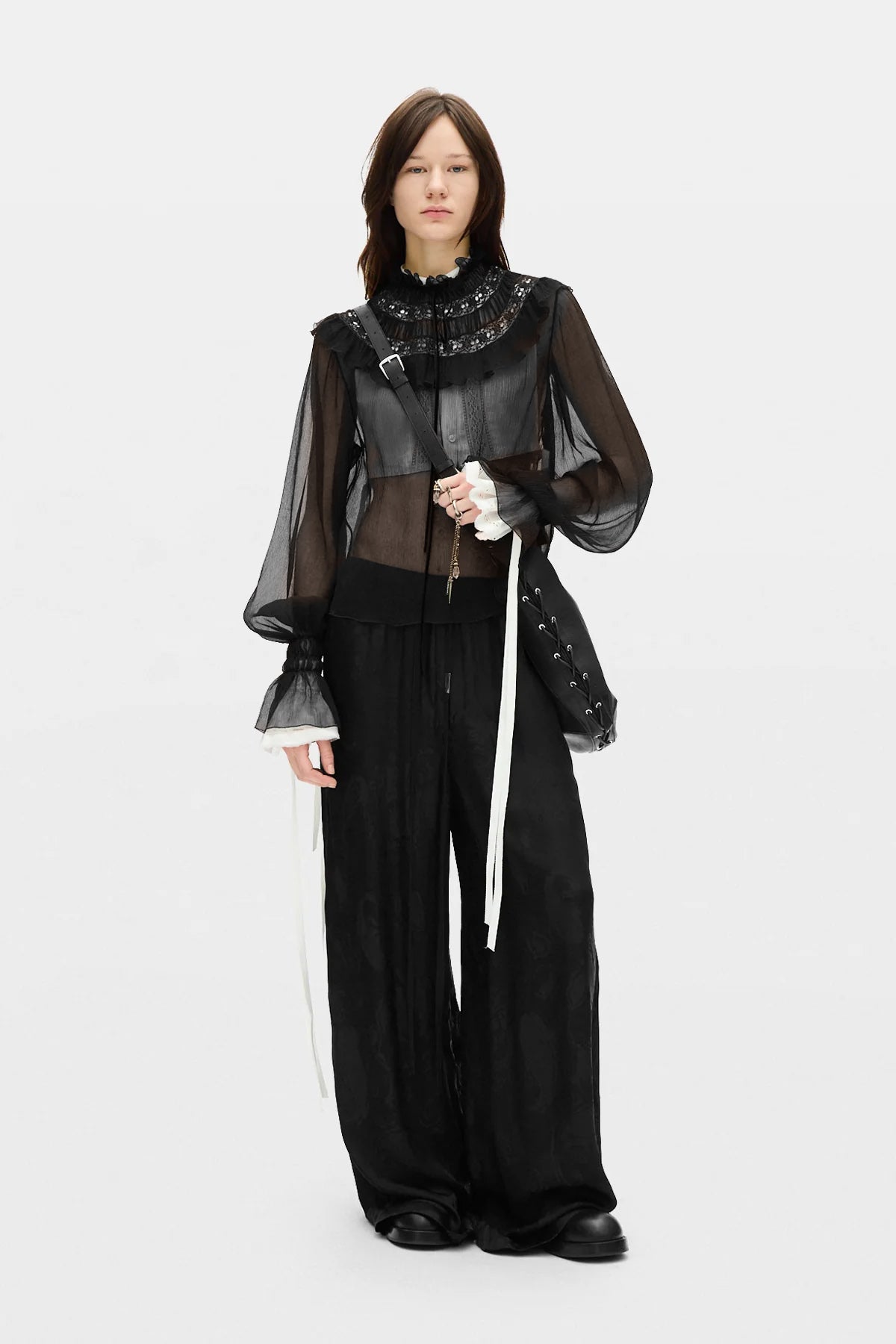 Palvi Ruffle Collar Top