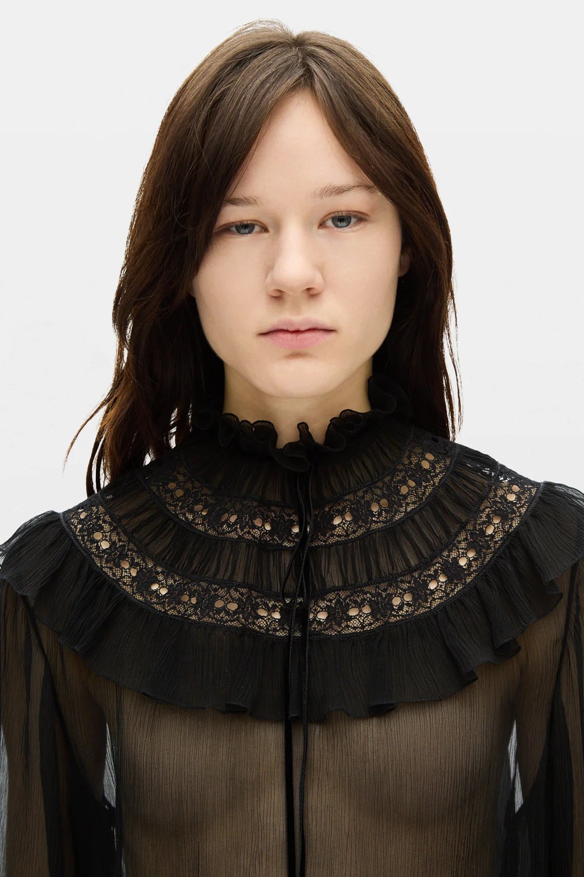 Palvi Ruffle Collar Top