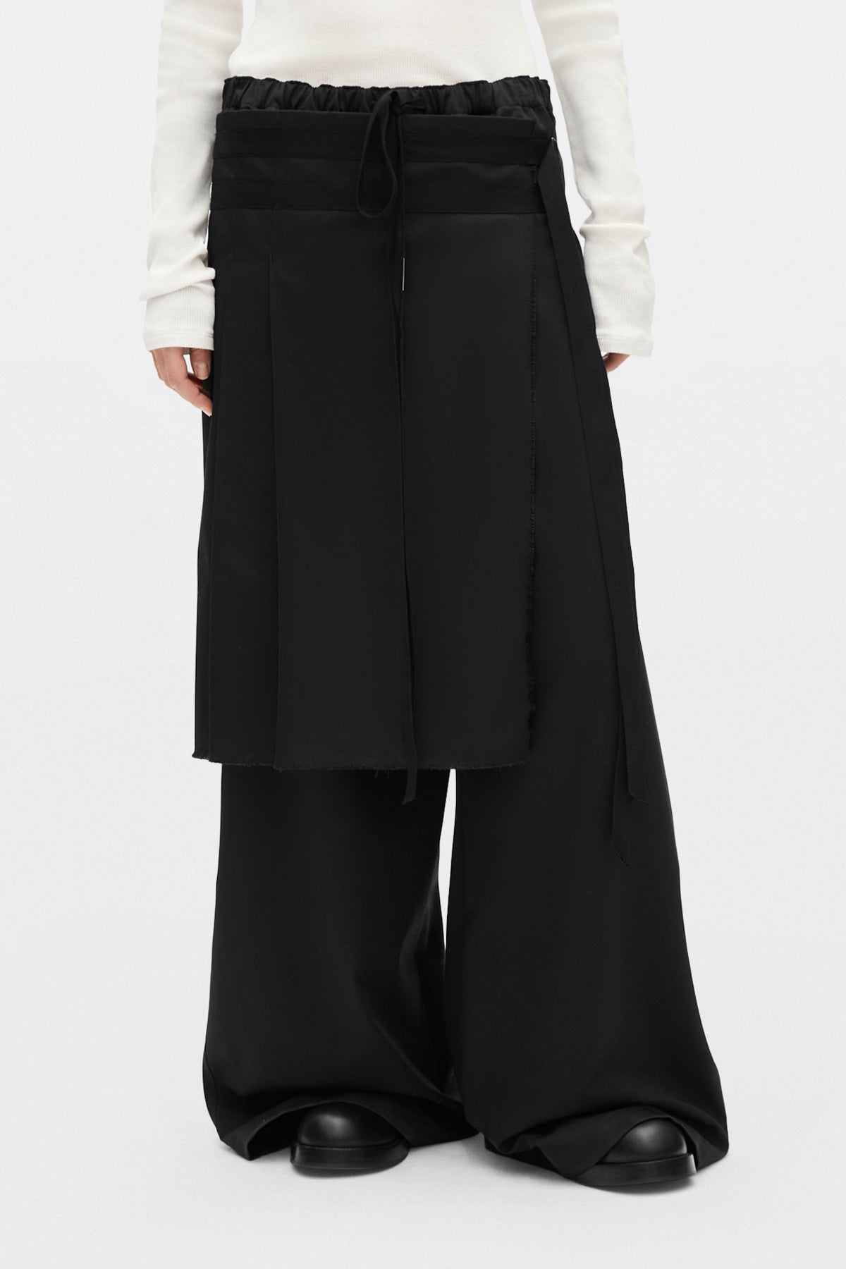 女性用ズボン – Ann Demeulemeester