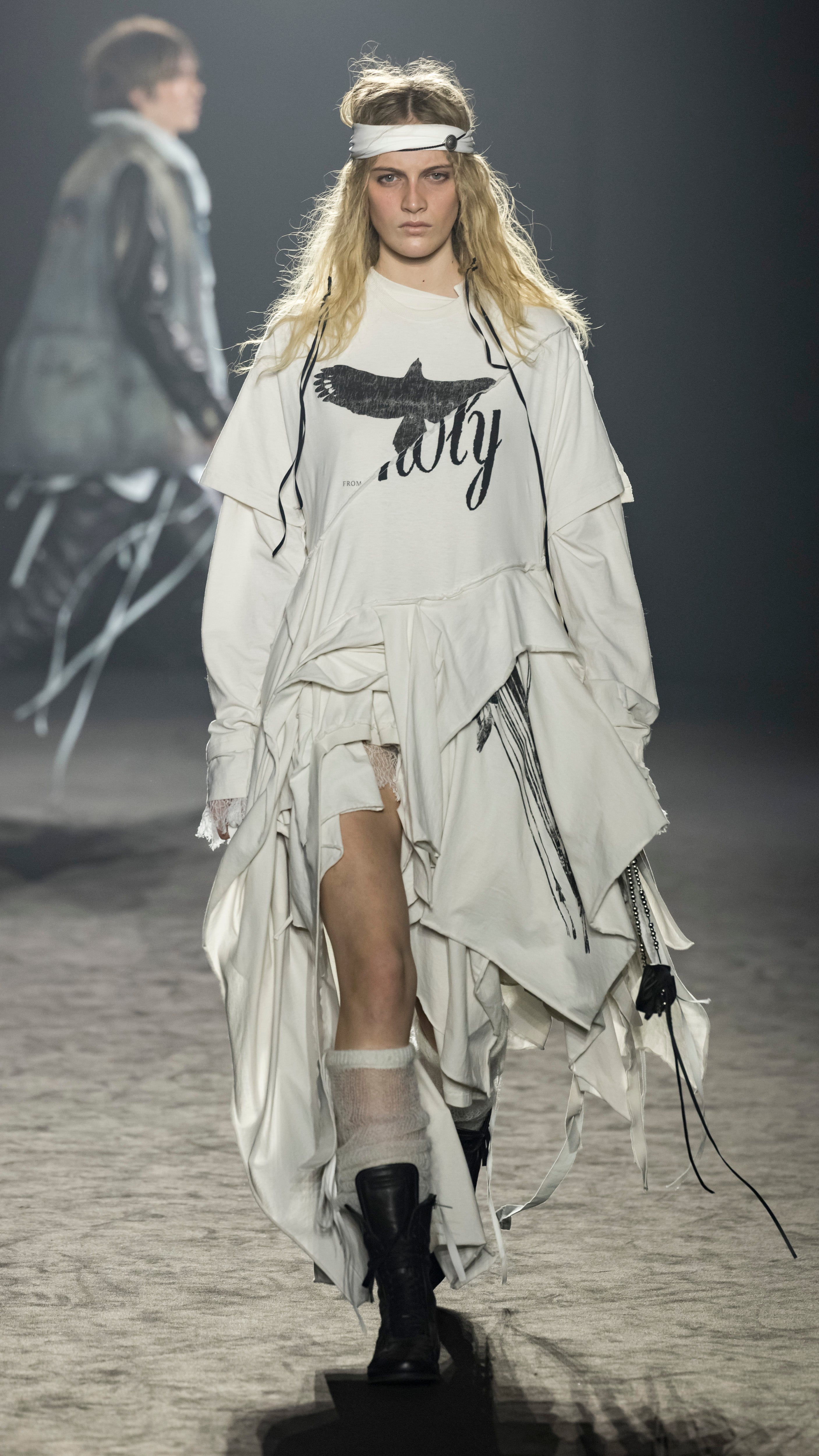 Autumn / Winter 25 – Ann Demeulemeester