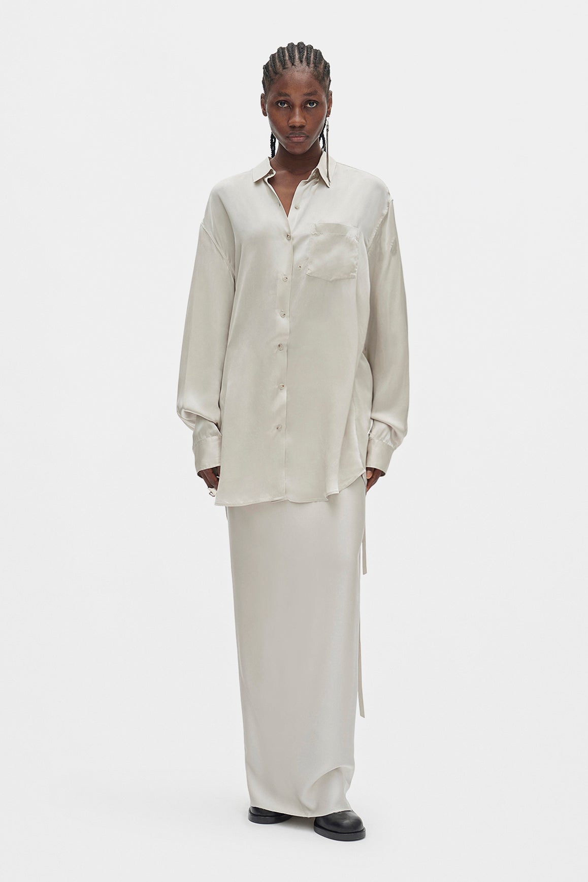 تنورة إيفلين طويلة مع انحياز 