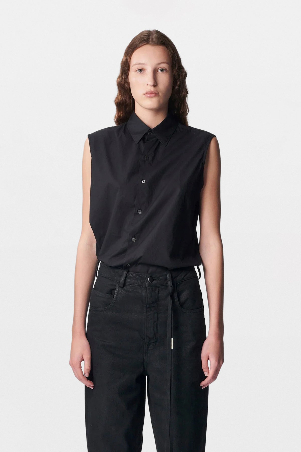 Desiree Sleeveless Cropped Standard Shirt