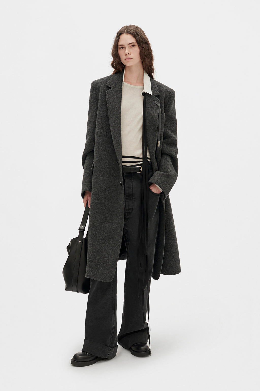 قميص فيني بأكمام طويلة 