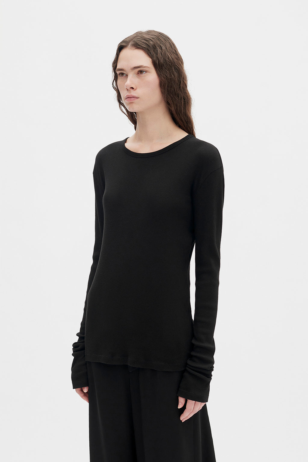 قميص فيني بأكمام طويلة 