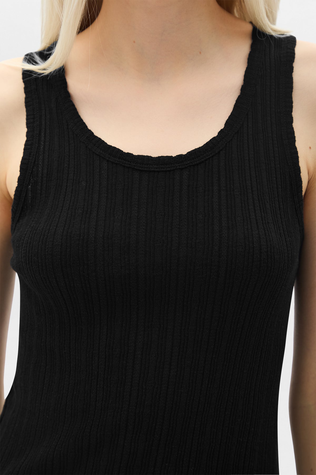 Mara Wrinkled Cropped Tank Top – Ann Demeulemeester