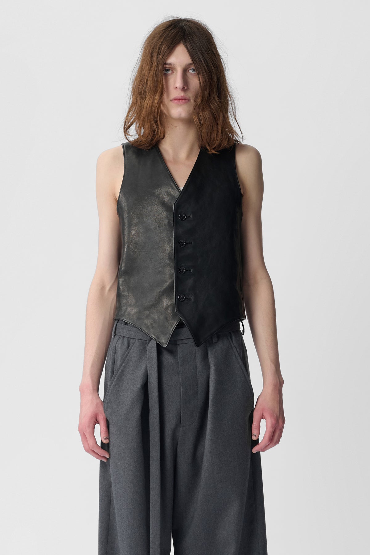 Autumn / Winter 26 look 28 – Ann Demeulemeester