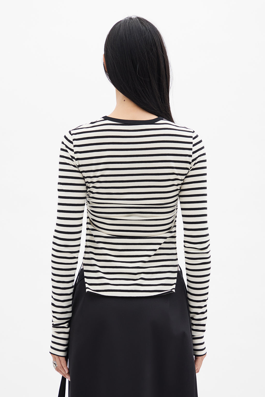 Oke Wrinkled Cropped Long Sleeve Top