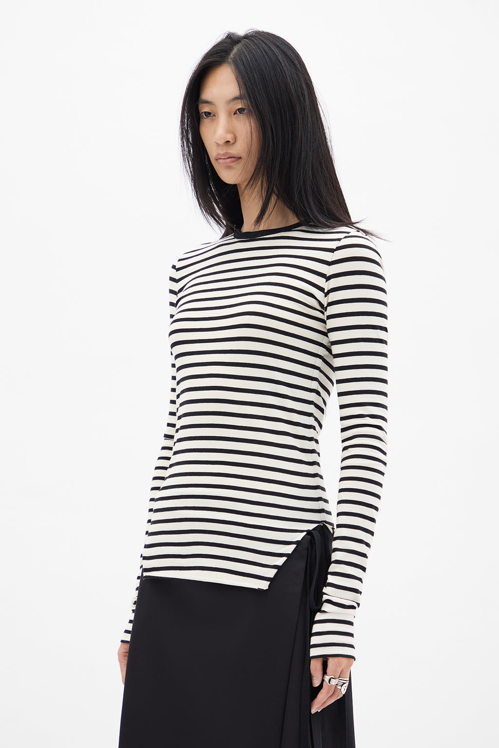 Oke Wrinkled Cropped Long Sleeve Top