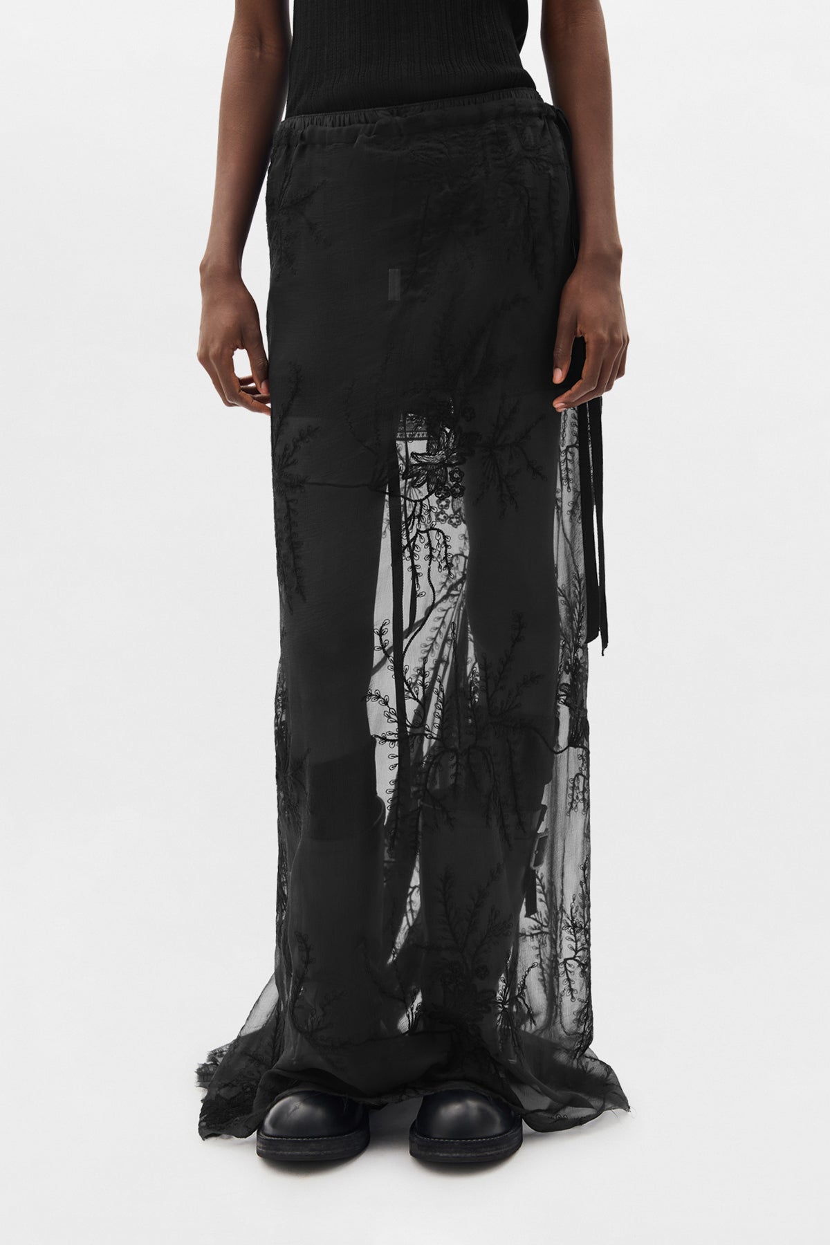 Spring / Summer 26 Look 25 – Ann Demeulemeester
